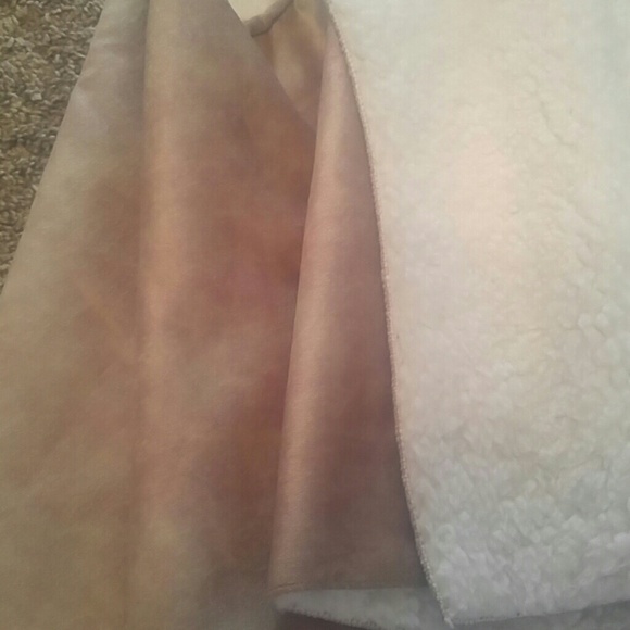 Reversible faux fur vest - Picture 4 of 4